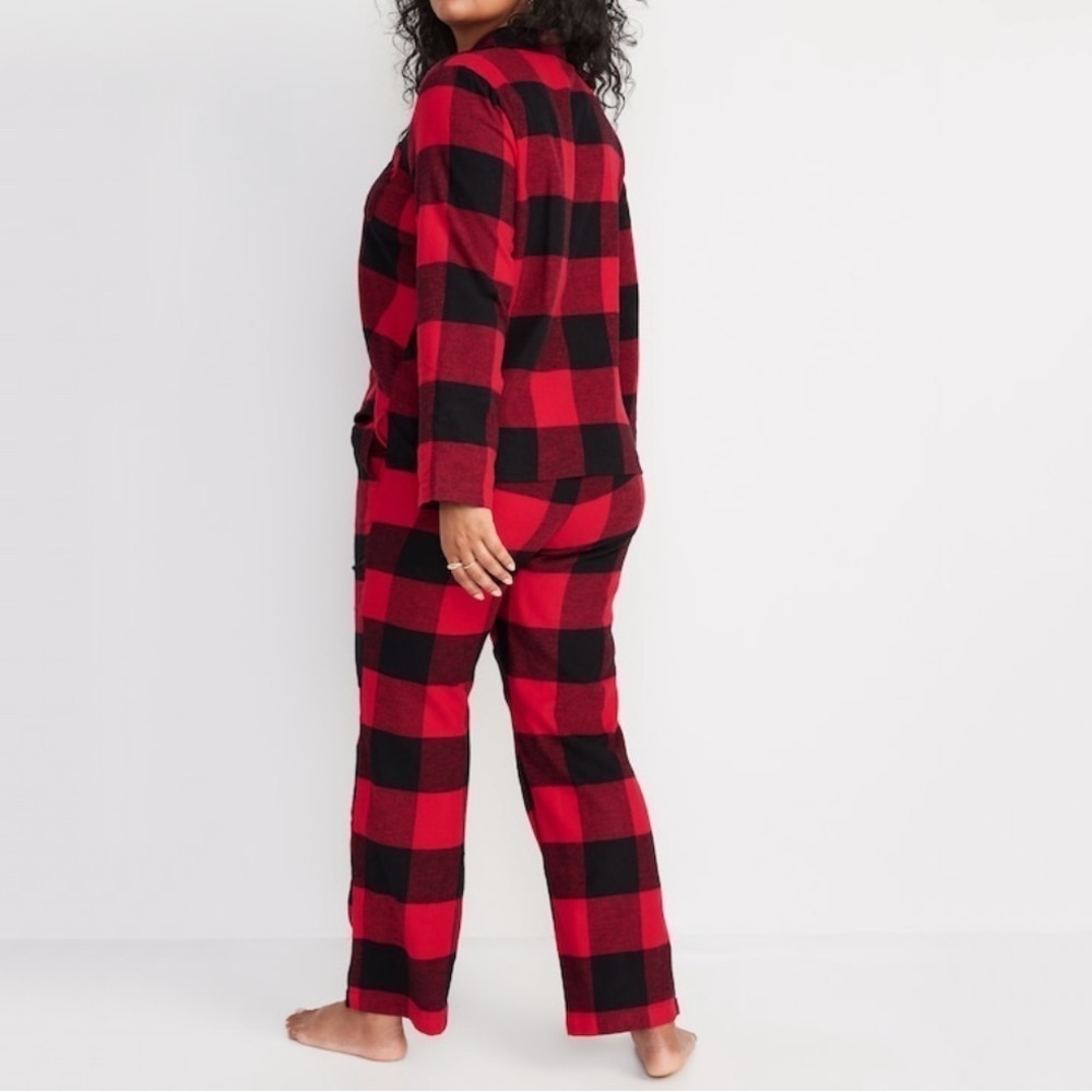 Old Navy Red and Black Buffalo Plaid Pajama Set - Picture 2 of 6